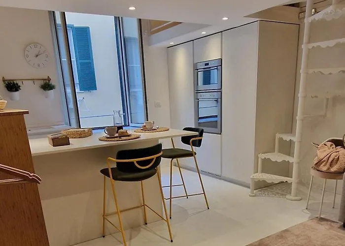 Апартаменты Hestya Domus Рим